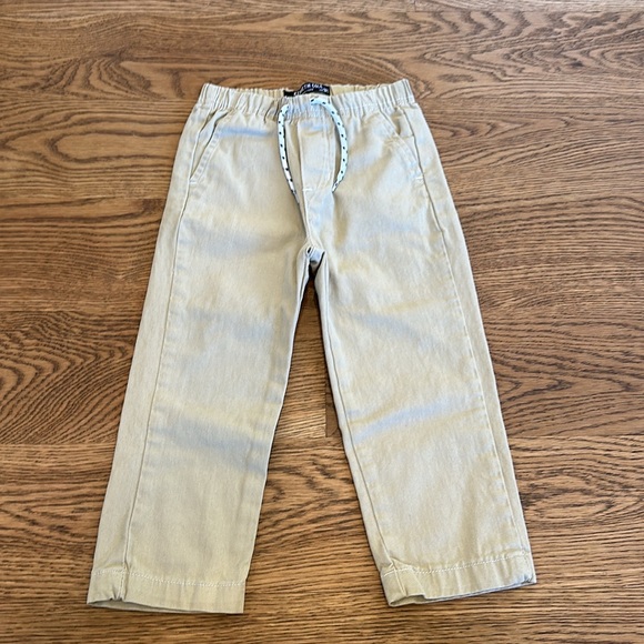 Kenneth Cole two-piece outfit Size 3T - Picture 4 of 6